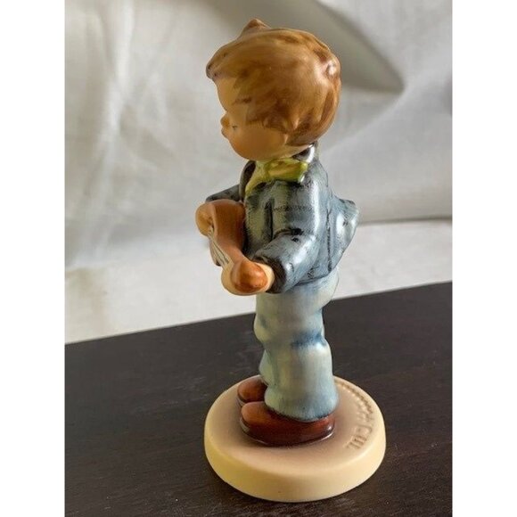 Hummel Goebel Little Troubadour figure 558 4.25" tall - Picture 2 of 6